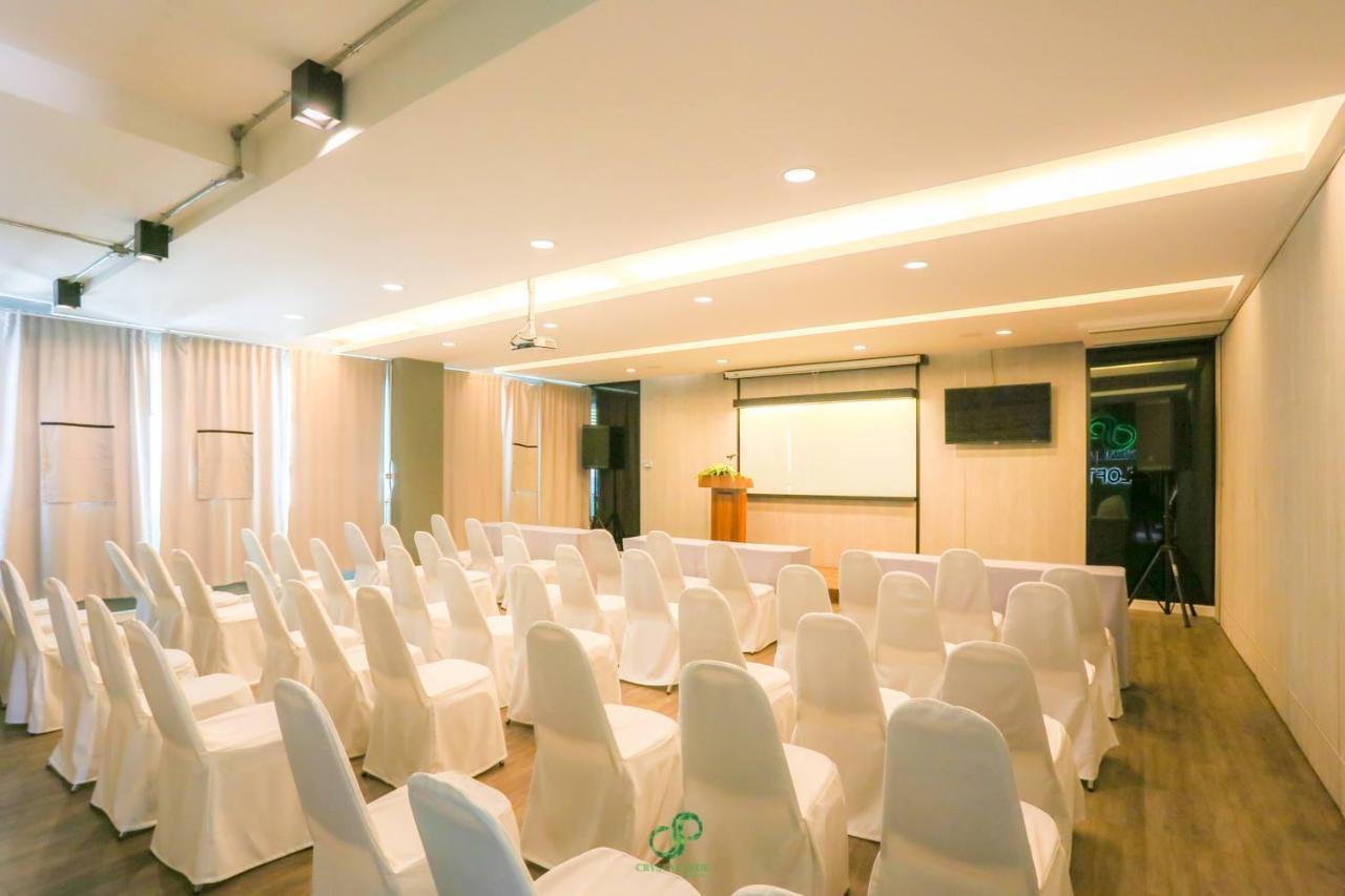 Crystal Jade Hotel Rayong Extérieur photo