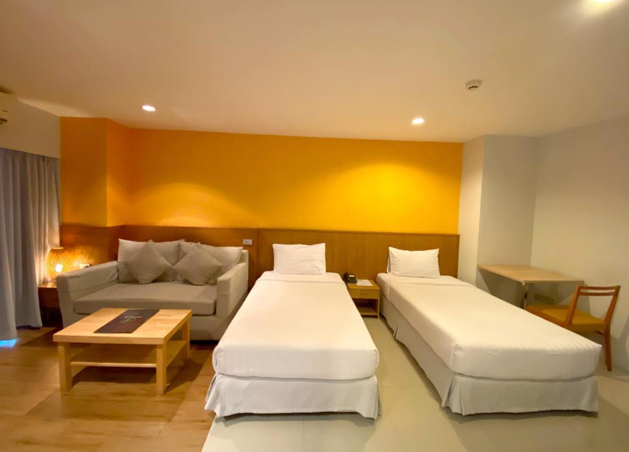 Crystal Jade Hotel Rayong Extérieur photo