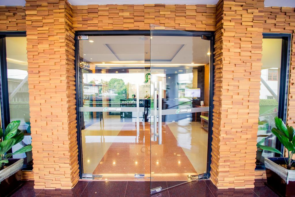 Crystal Jade Hotel Rayong Extérieur photo